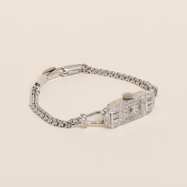 Art Deco 1920s Art Deco E. Gubelin Lucerne 1.80 Carats Diamond Platinum Ladies Wristwatch For Sale - Image 3 of 7