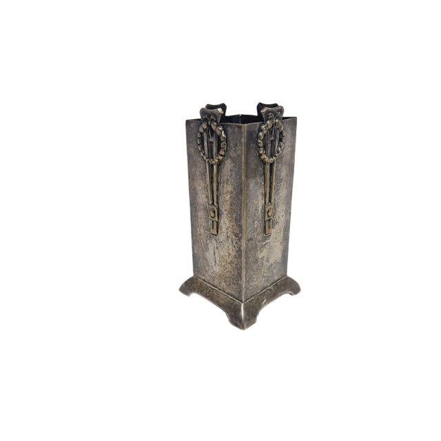 Art Deco Napkin Holder from Argentor, Hungary, 1900s, in Good conditions. Designed 1890 to 1919 This piece has an...