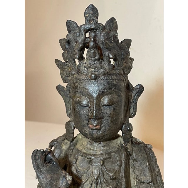 Antique 1600's Ming Dynasty Chinese Bodhisattva Guanyin Bronze Statue Sculpture For Sale - Image 4 of 16