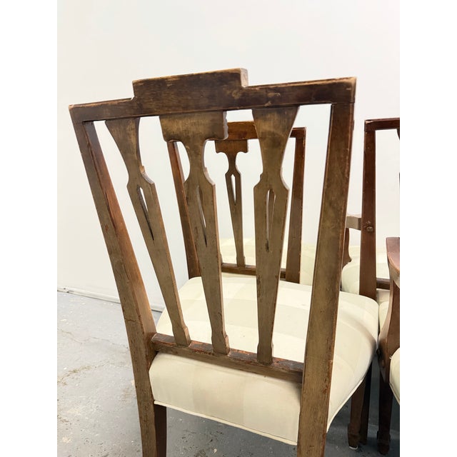 Set of 6 Antique George III Hepplewhite Dining Chairs (Two Armchairs and Four Side Chairs) For Sale - Image 10 of 11