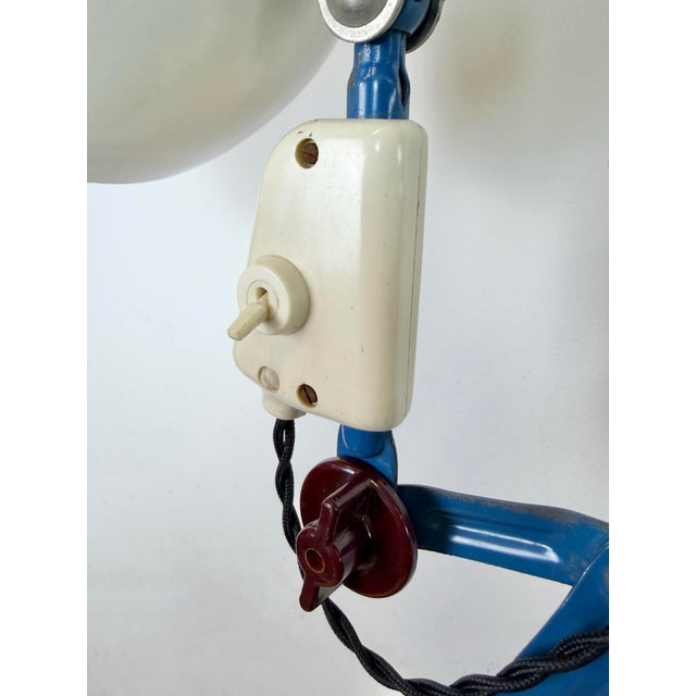 Metal Industrial East German Scissor Table Lamp from Veb Zweckleuchtenbau Dresden, 1950s For Sale - Image 7 of 18