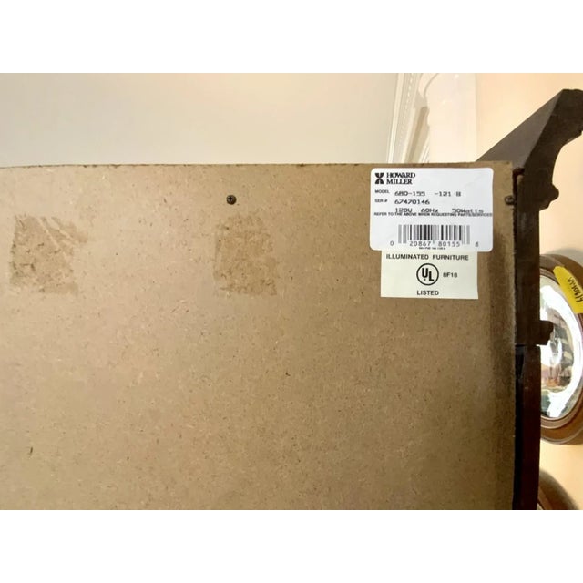 Late 20th Century Vintage Illuminated Mahogany and Glass Vitrine Display Cabinet For Sale - Image 11 of 11