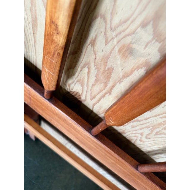Vintage, in the Style of Ethan Allen - Spindle Queen/ King Headboard (Only No Side, Rails or Footboard) For Sale - Image 10 of 10