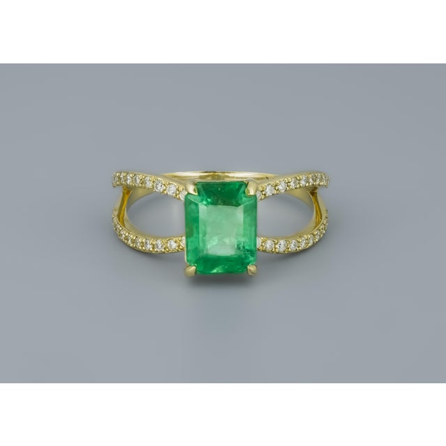 Not Yet Made - Made To Order Emerald Ring in 14 Karat Gold, Size 5 For Sale - Image 5 of 5