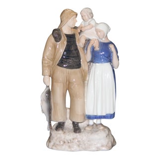 Model 2025 Fishing Family Figurine from Bing & Grondahl, 1960s For Sale