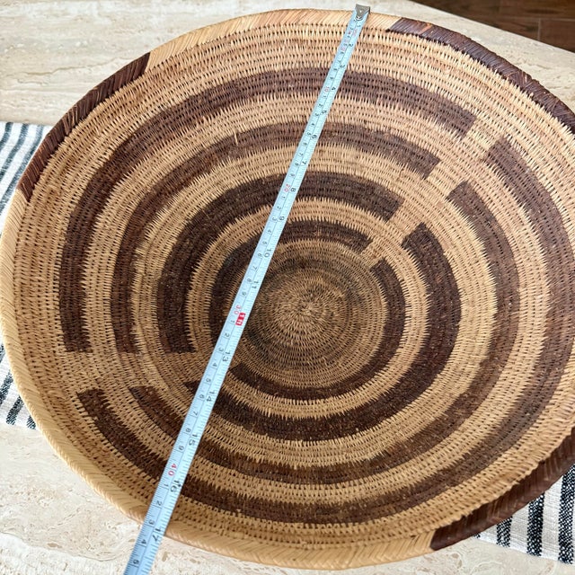 Antique Vintage Large 17” Native American Pima Tray Bowl Basket Tight Weave Nice For Sale - Image 10 of 12