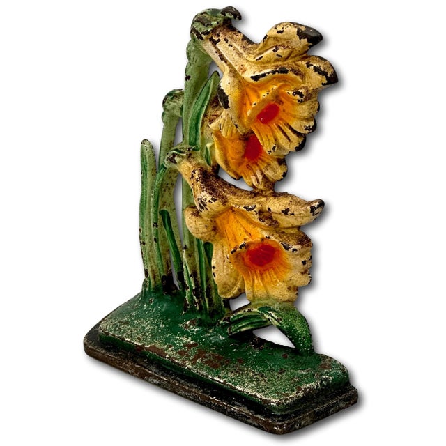 This Really is a Great Looking Vintage Cast Iron Flower Doorstop. Circa 1930s. This is a Smaller Size Doorstop Measuring...