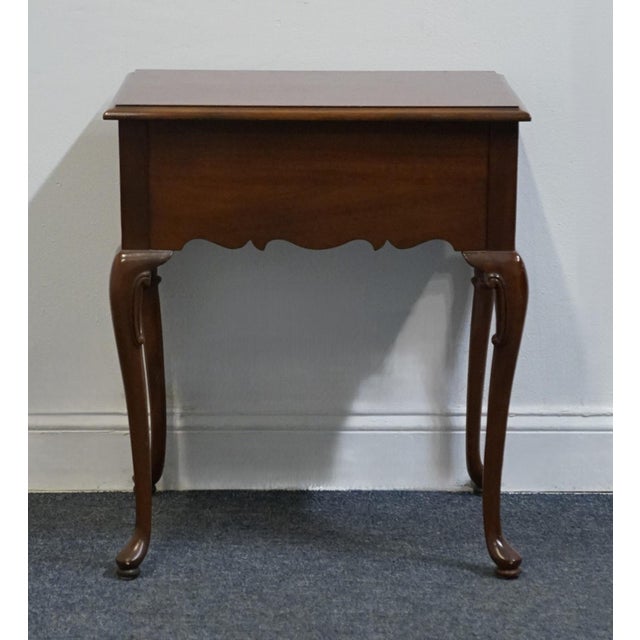 Hickory Furniture Hickory Chair Co. American Masterpiece Collection Solid Mahogany Traditional Style 22" Accent End Table / Nightstand For Sale - Image 4 of 12