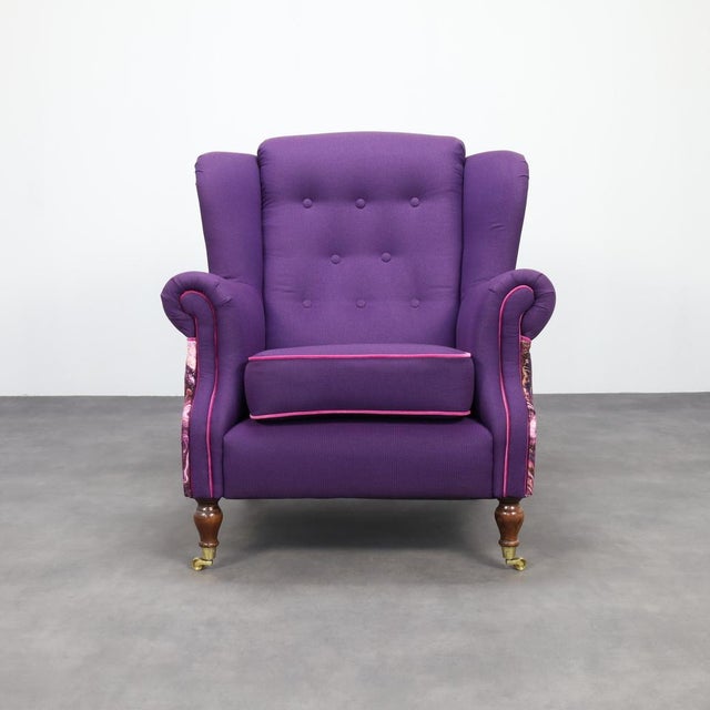 Front Upholstered in 100% wool by Kvadrat. Backside is a digital print by Jab Anstoetz called Carlucci Outerspace.