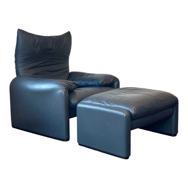 2010s Cassina Vico Magistretti Maralunga Black Leather Chair and Ottoman - a Pair For Sale