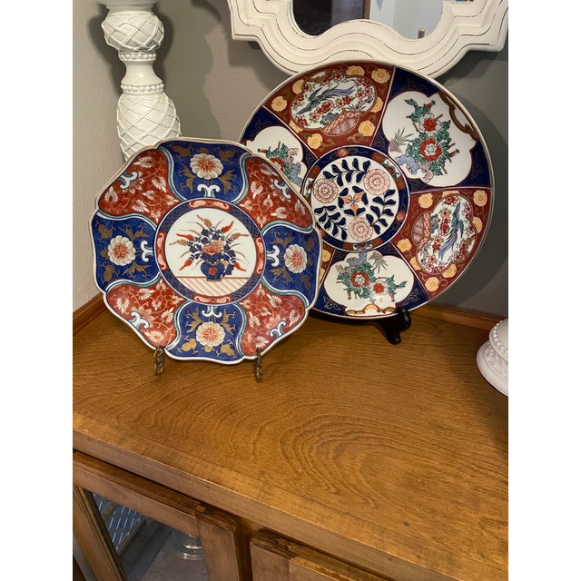 Mid 20th Century Hand Painted Porcelain Imari Plate Charger For Sale - Image 17 of 17