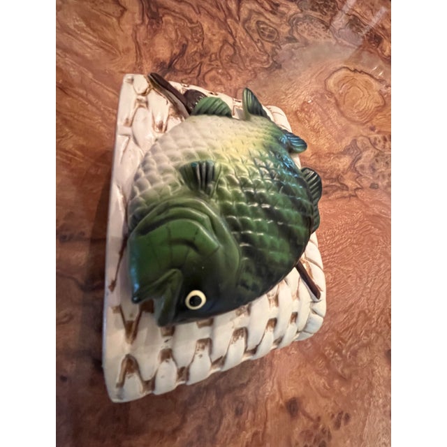 Ivory 1960s Napco Vintage Creel Fish and Fishing Basket Ceramic Planter, Japan For Sale - Image 8 of 12