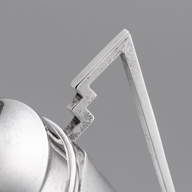 Vintage Art Deco English Silver Cocktail Shaker, 1934 For Sale - Image 12 of 16