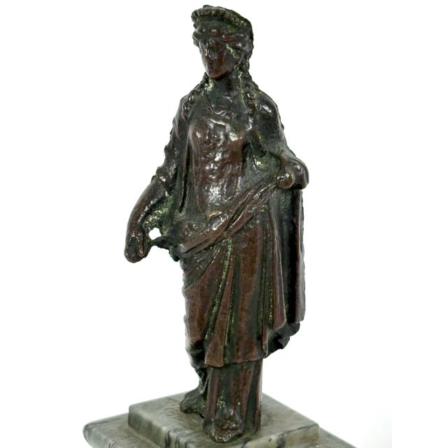 17th Century Bronze Statue of Standing Draped Classical Figure. For Sale - Image 4 of 10