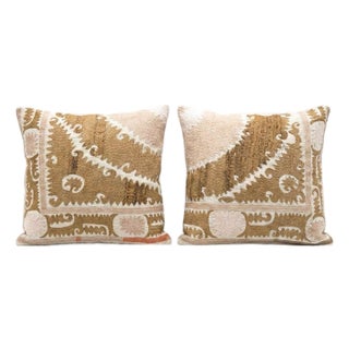 Tashkent Suzani Pillow Cover 22'' X 25'' - Set of Two For Sale