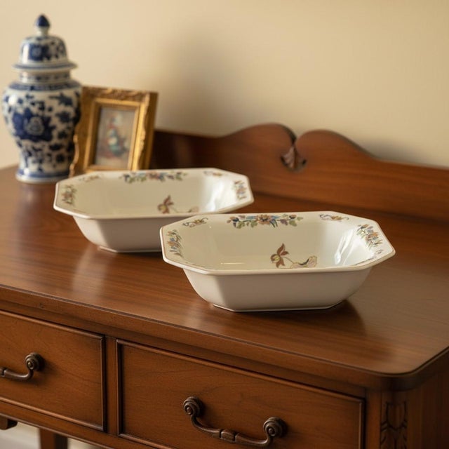 Vintage Wedgwood Lotus Georgetown Vegetable Serving Bowls - Pair For Sale - Image 11 of 11