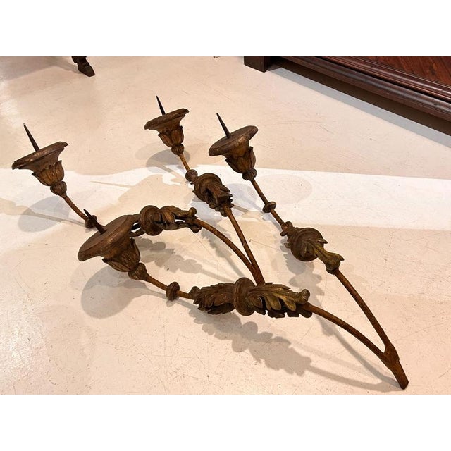 Baroque Carved and Gilded Wooden Sconces, Central Italy, Late 17th-Early 18th Century, Set of 2 For Sale - Image 3 of 8