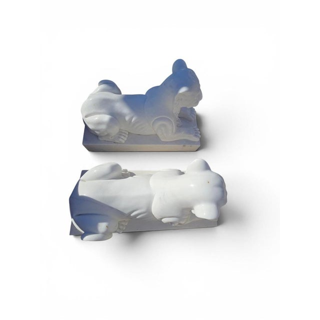 Italian Artist, Lion Sculptures, Late 20th Century, White Marble, Set of 2 For Sale - Image 3 of 5