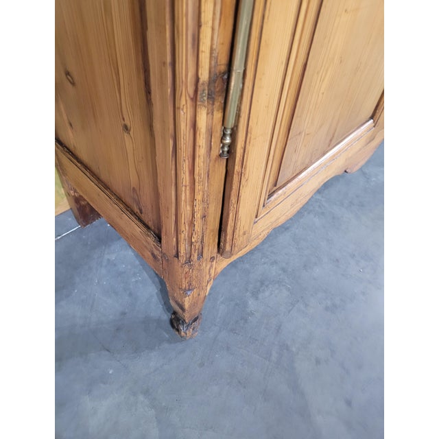 Mountain Wardrobe in Fir For Sale - Image 5 of 13