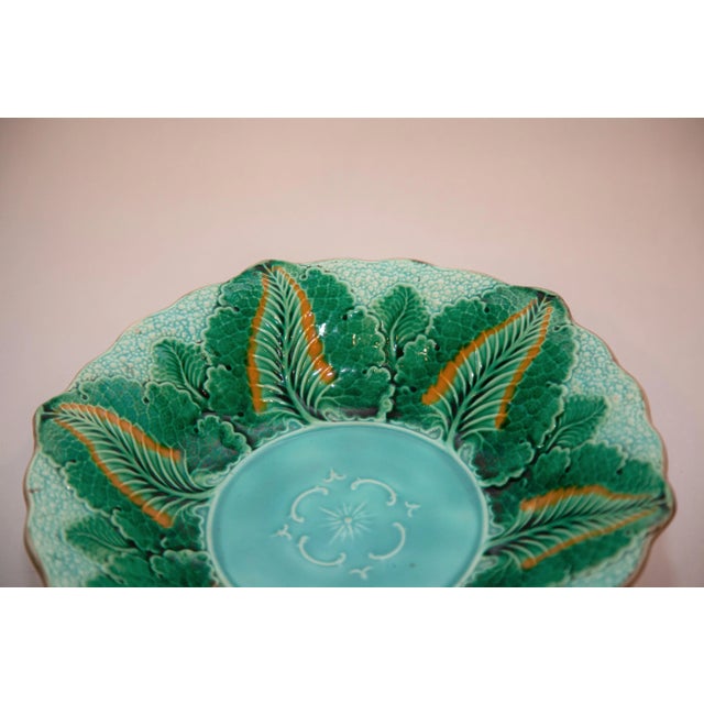 English 19th Century Wedgewood Majolica Cauliflower Compote For Sale - Image 3 of 7