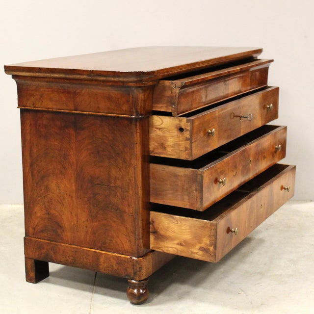 Antique Italian Chest of Drawers in Walnut For Sale - Image 5 of 12