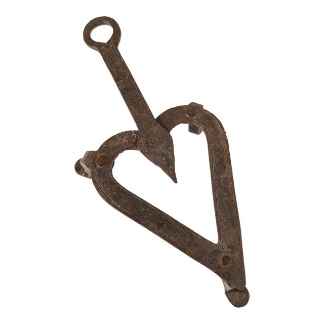 18th Century Primitive American Wrought Iron Heart Shaped Trivet For Sale