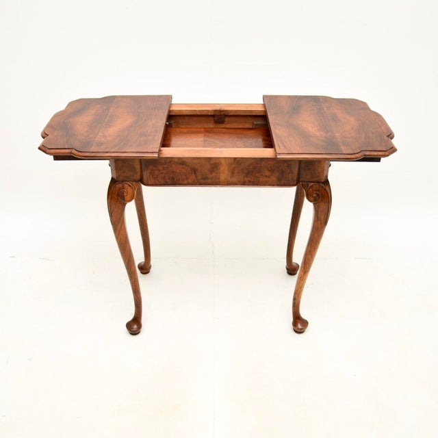1920s Figured Walnut Occasional Side Table, 1920s For Sale - Image 5 of 11