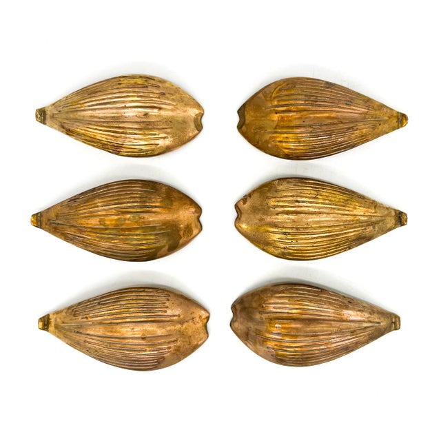 Vintage Brass Flower Candleholder With 6 Removable Petal Ashtrays – Hollywood Regency / Mid-Century Modern For Sale In Houston - Image 6 of 13