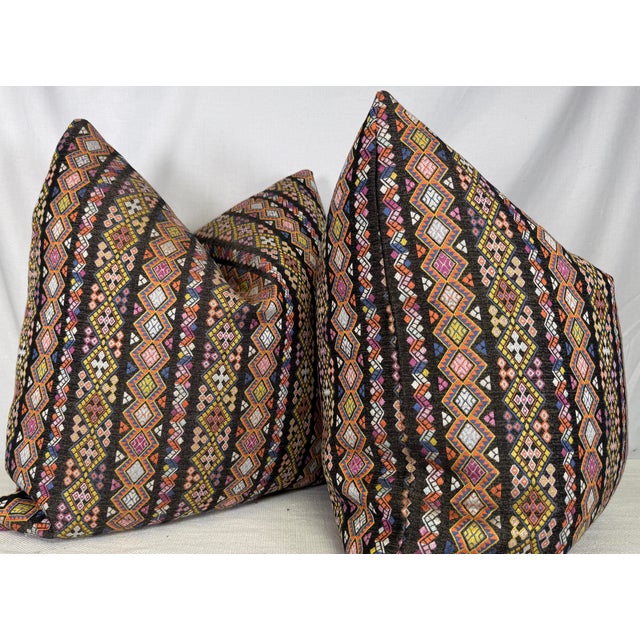 Transitional Pollack "Bohemia" in Queen 22" Pillows-a Pair For Sale - Image 3 of 3