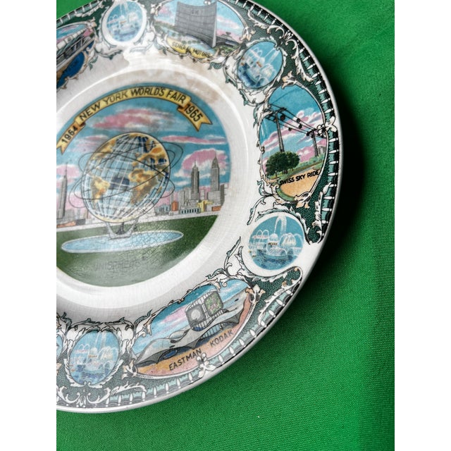 Up for consideration is a beautiful vintage New York World's Fair plate from 1964. This would look lovely in your home,...