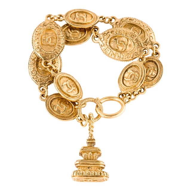 70s Chanel Bracelet Seal Charm Double C CC Gold Plated Logo Coco Vintage For Sale