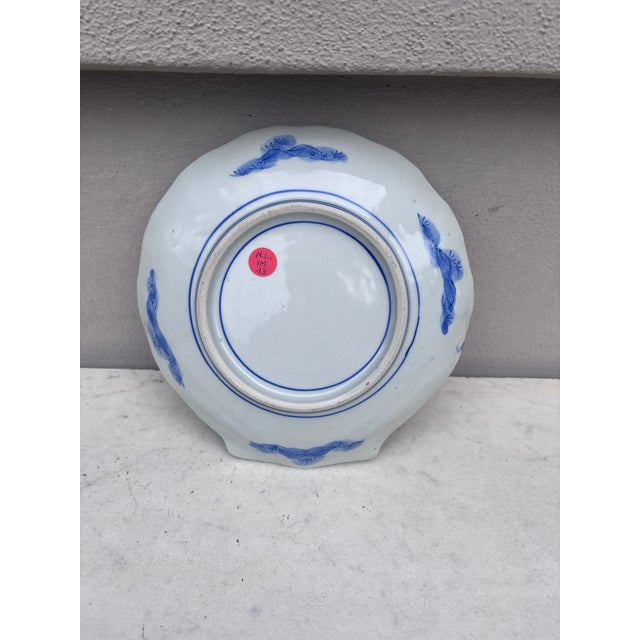 Imari Porcelain 19th Century Japanese Imari Shell Plate For Sale - Image 4 of 4