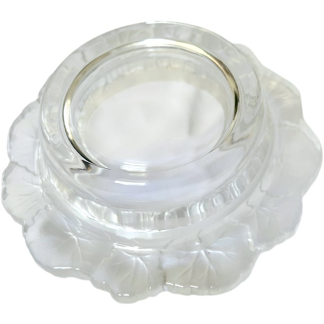 1980s Frosted Crystal Floral Wine or Champagne Bottle Coaster, Lalique Attributed Honfleur Geranium Pattern France – Sold Individually For Sale - Image 10 of 10