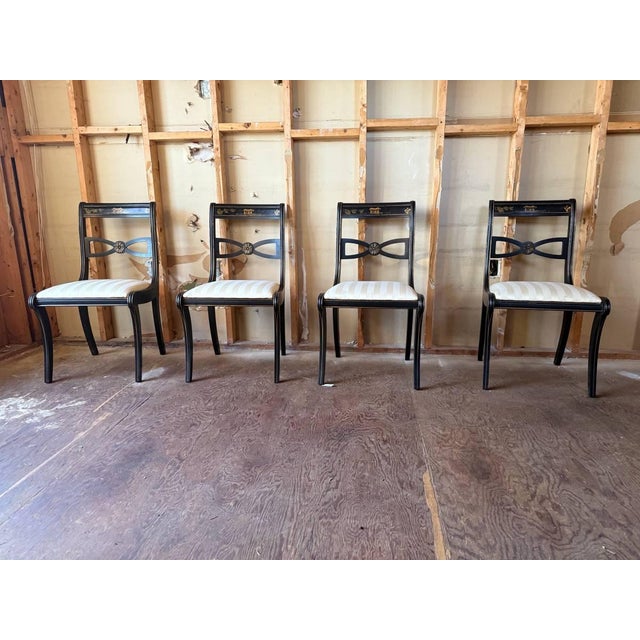 Chinoiserie Set of 6 Vintage Regency Chinoiserie Style Black Painted Dining Chairs For Sale - Image 3 of 18