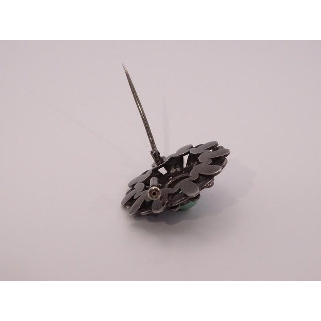 Silver Art Nouveau Cabochon Flower Brooch in Antiqued Metal, Enamel and Turquoise, France, 1920s For Sale - Image 8 of 18