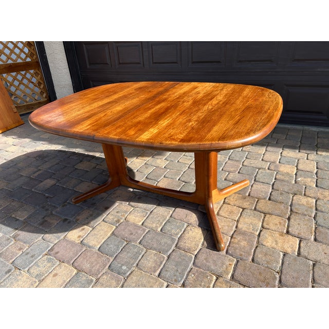 Mid 20th Century Glostrup Møbelfabrik Danish Teak Pedestal Extension Dining Table For Sale - Image 10 of 14