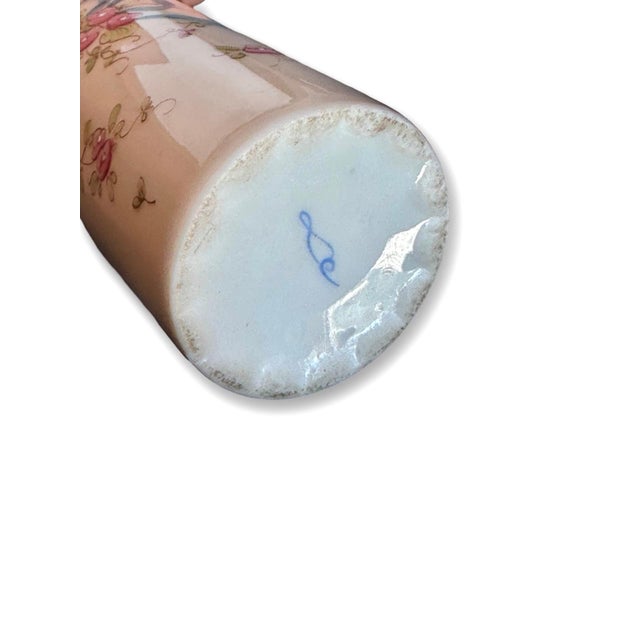 Early 20th Century Antique French Hand-Painted Porcelain Needle Étui With Bird Clasp – Sèvres Style For Sale - Image 5 of 9