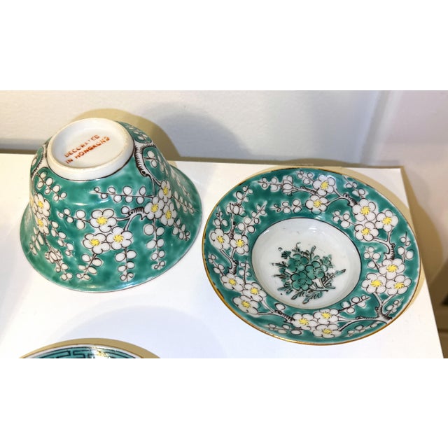 Chinese Gaiwan Lidded Tea Cup, Saucer and Plate For Sale In New York - Image 6 of 9