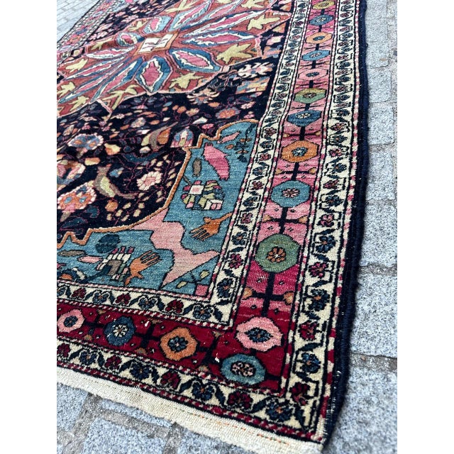 Antique Najaf Abad Rug, 1890s For Sale - Image 6 of 18