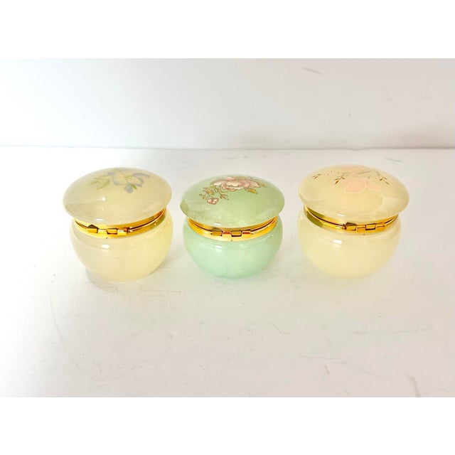 Metal Vintage Italian Alabaster Trinket Boxes – Hand Painted Floral Stone Pill Boxes, Vintage Vanity Decor, Made in Italy - Set of 3 For Sale - Image 7 of 10