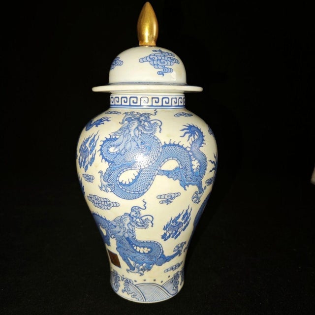 Asian Blue and White Dragon Cloud General’s Ginger Jar With Gilded Finial, Chinoiserie Lidded Urn For Sale - Image 3 of 9