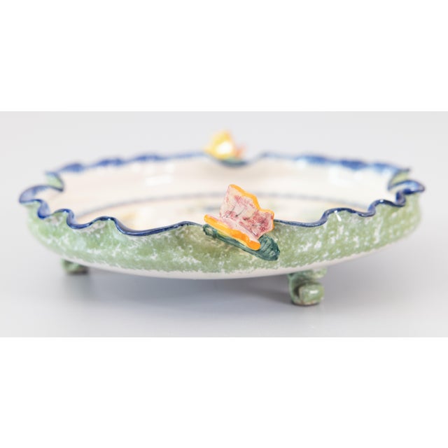 19th Century French Faience Quimper Dancing Couple Pie Crust Plate Footed Dish For Sale In Houston - Image 6 of 10