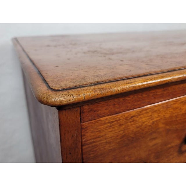 Wood Arts & Crafts Chest of Drawers in Pine with Drop Handle, 1910s For Sale - Image 7 of 18