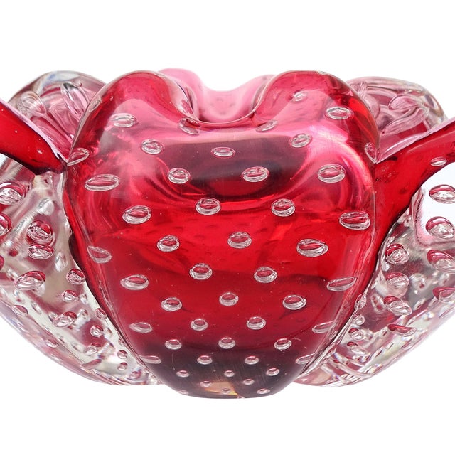 Raspberry Red Vintage Murano Seguso Vetri d'Arte Cranberry Red Sommerso Bubbles Italian Art Deco Glass Cigar Ashtray Bowl For Sale - Image 8 of 9