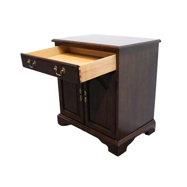 Wood Henkel Harris Virginia Galleries Solid Mahogany Traditional Style 24" Cabinet Nightstand For Sale - Image 7 of 13