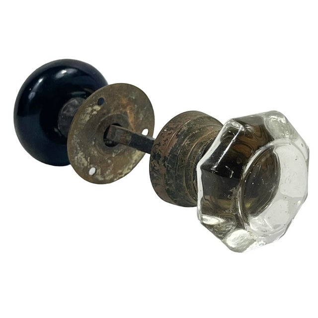 Metal Mid 1800s Antique American Door Knob Set- A Pair For Sale - Image 7 of 7