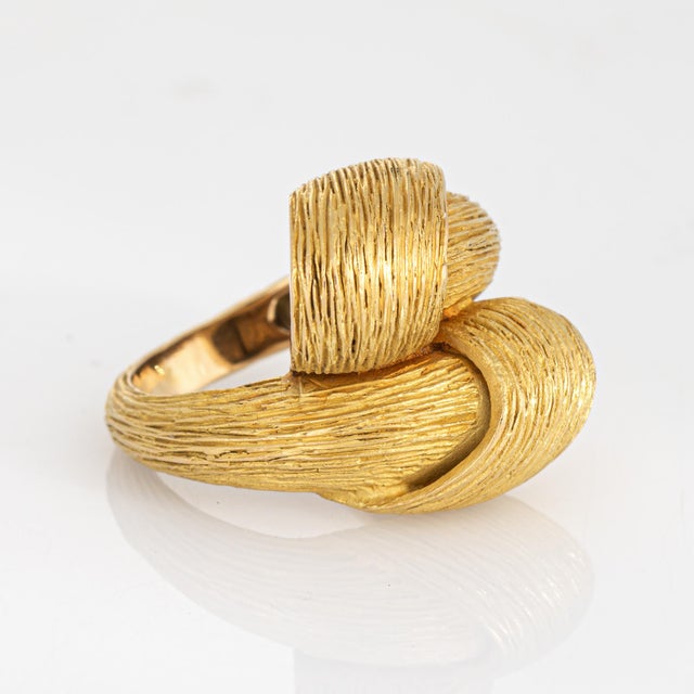 Mid-Century Modern Vintage French Robert Duhem Infinity Knot Ring 18 Karat Yellow Gold Sz 5.75 Jewelry For Sale - Image 3 of 7