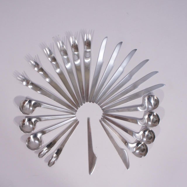 Vintage Model 660 Cutlery by Arne Jacobsen for Anton Michelsen, 1950s, Set of 23 For Sale - Image 5 of 6