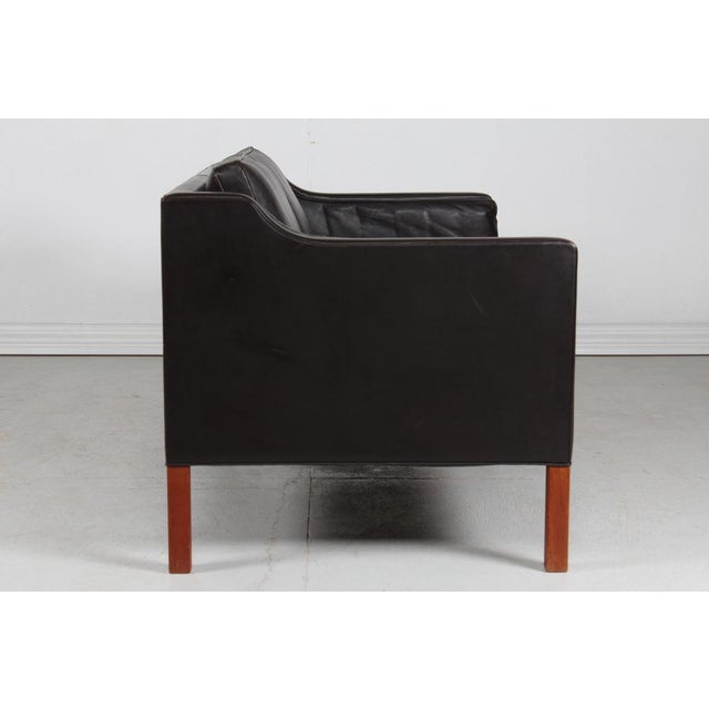 Model 2212 Sofa in Dark Mocha Leather by Børge Mogensen for Fredericia Stolefabrik, 1970s For Sale - Image 6 of 17
