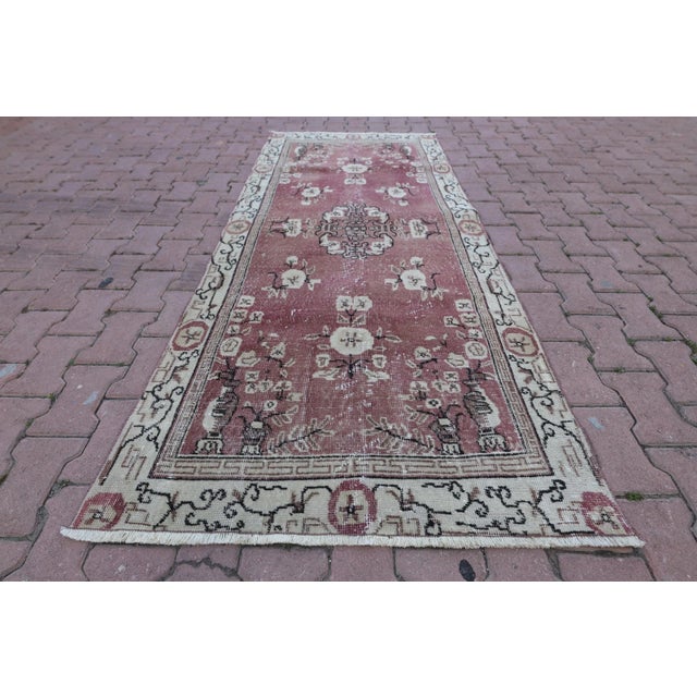 1970s Vintage Turkish Floral Design Oushak Rug For Sale - Image 13 of 13